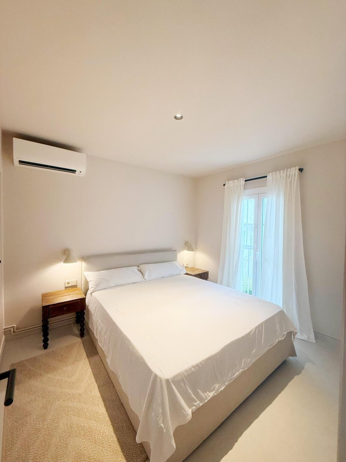 PHOTO-2025-11-10-10-09-28_1