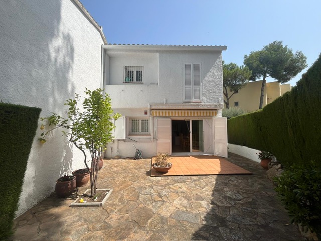 bd61f6dc-397a-4673-b27b-ac8f8e748b7f