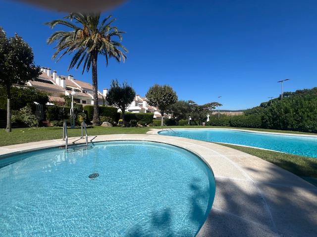 PHOTO-2025-10-08-18-25-14_24