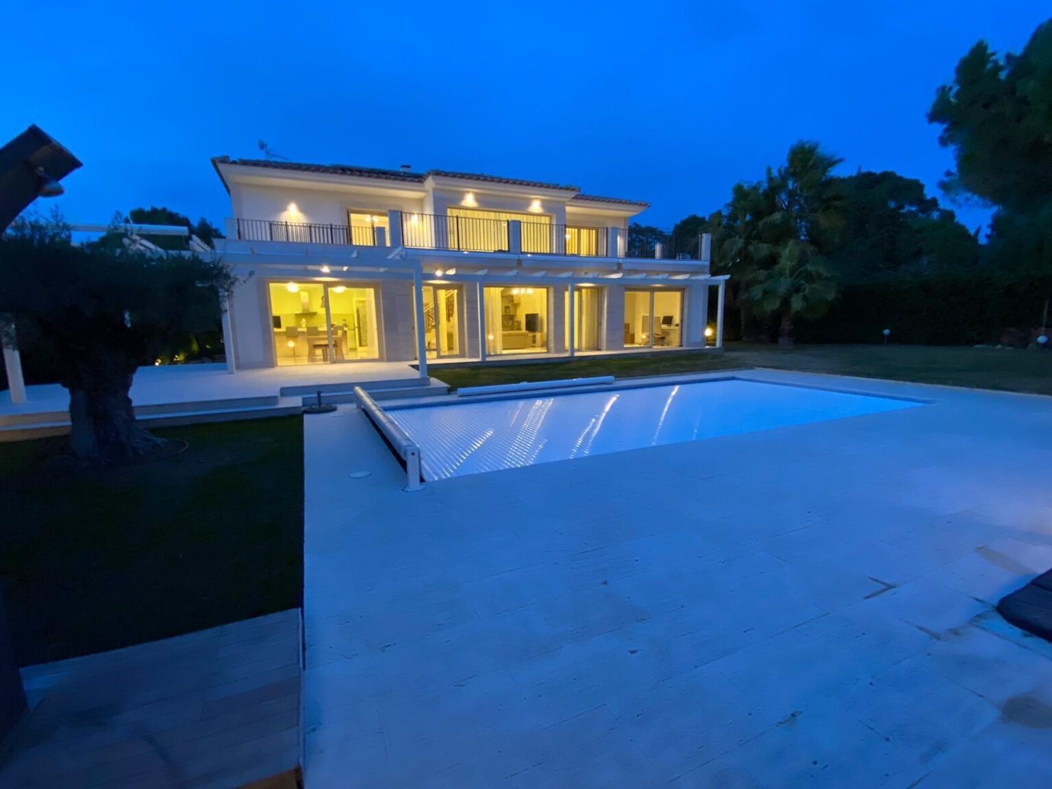 330d5e5c-4f5c-4368-9d7a-6a4ef4f6e4c3