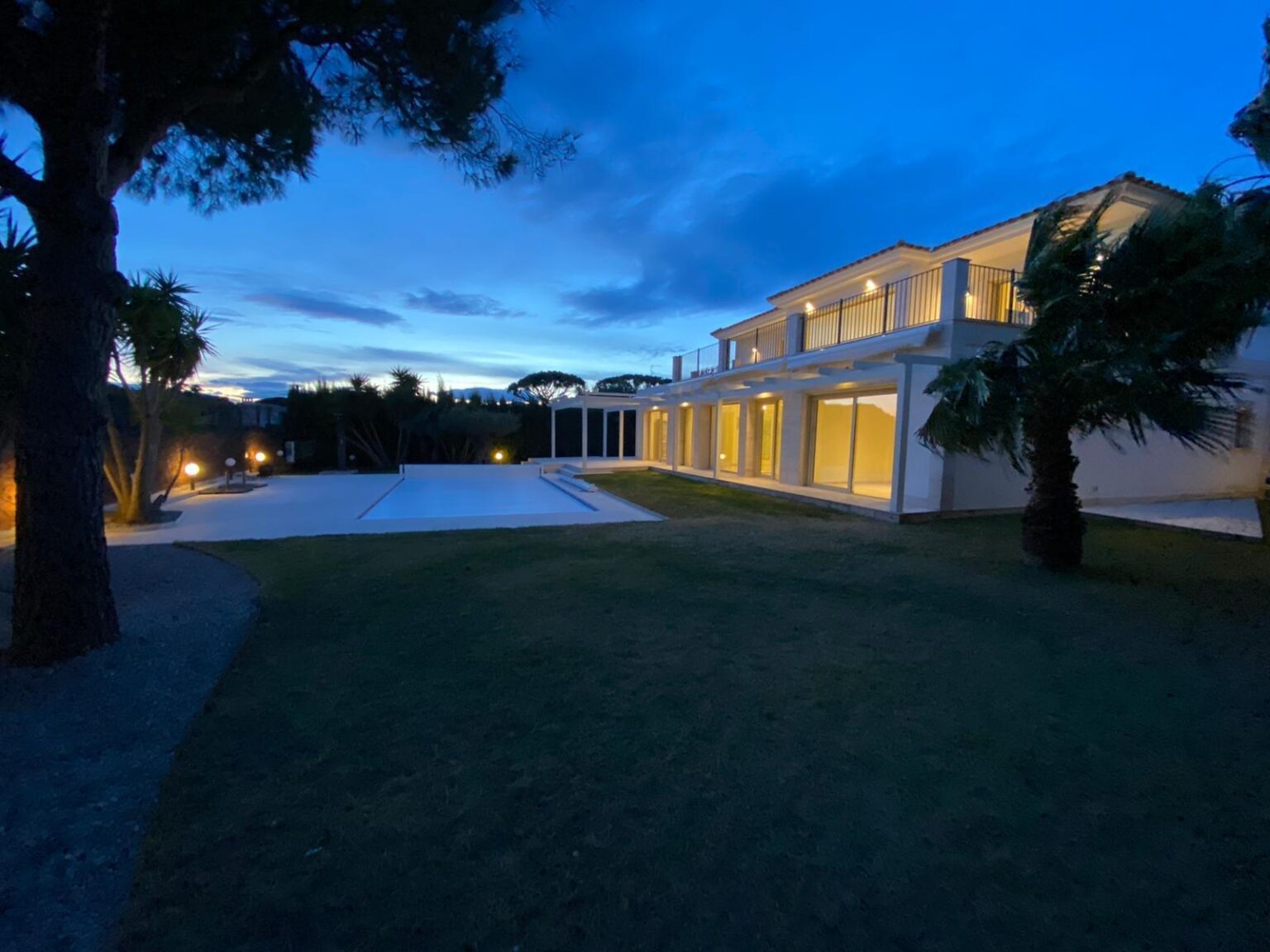 4d18e5cb-50de-4b54-a0d9-5eb4a84f5b54