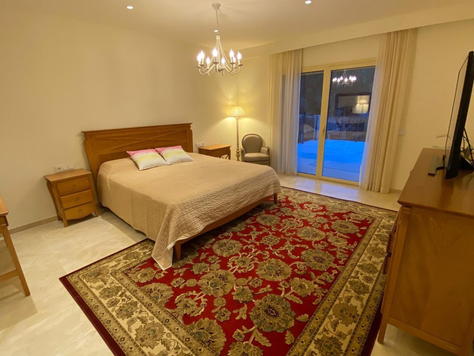 b954361c-3e2c-48d7-a6a0-94d5123fc2ff